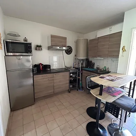 T2 A 5 Min A Pieds De La Bandol Apartment *